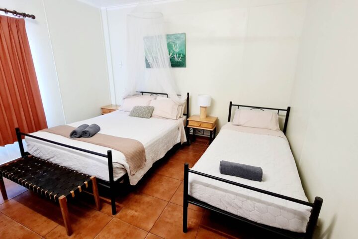 Double single bed room